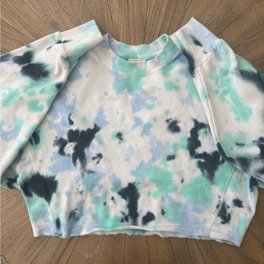 Tie-Dye Cropped Sweatshirt